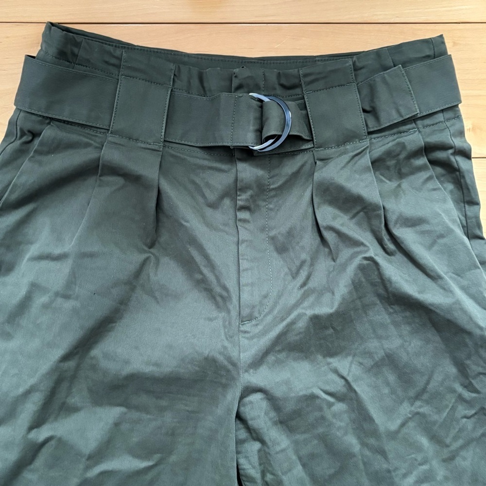 Banana Republic Belted Paper Bag Pants Womens Size 8 Olive Green Cropped Work - Picture 4 of 7